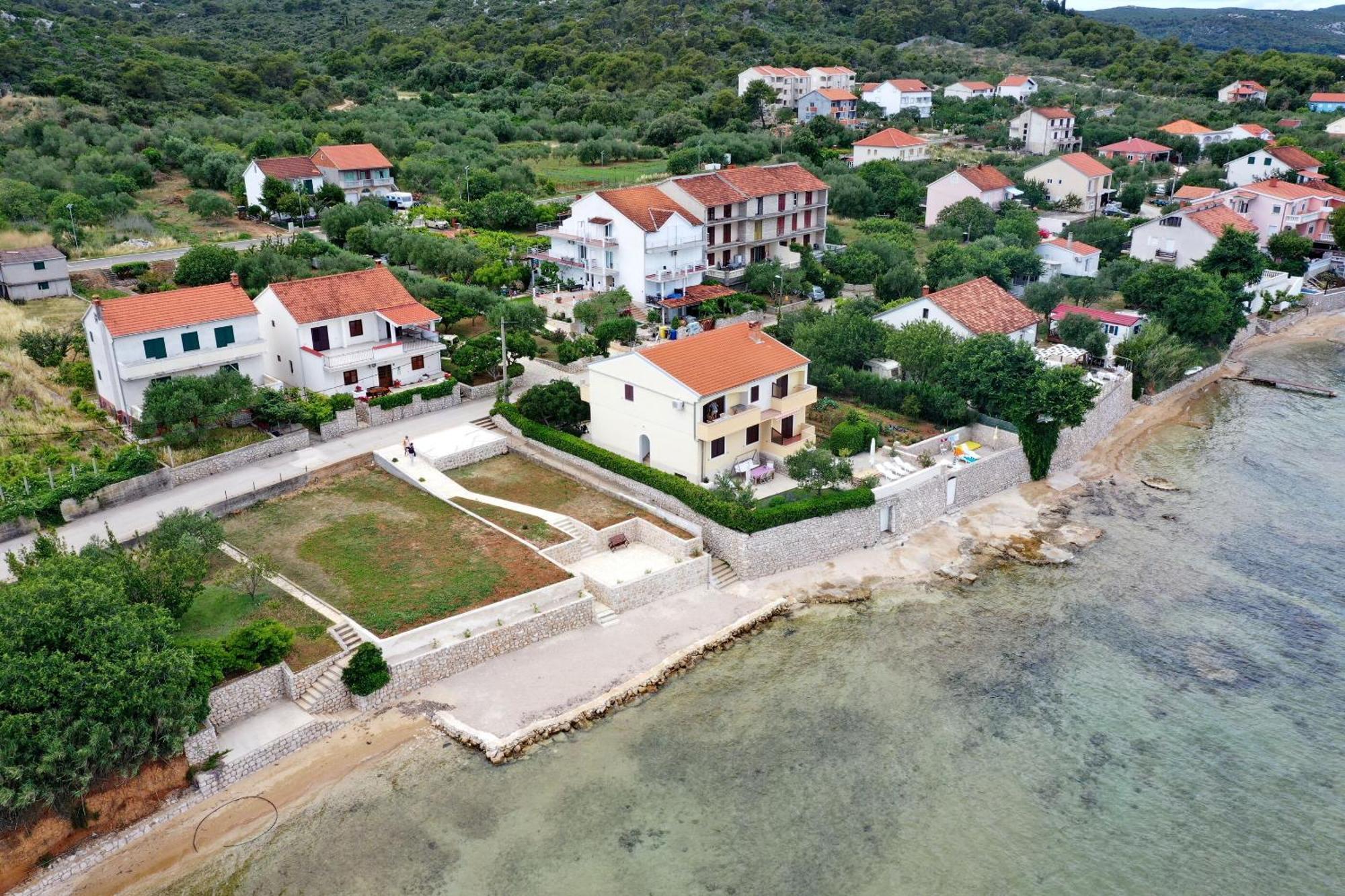 Apartment Blazenka - 20M From The Sea Tkon Exterior foto