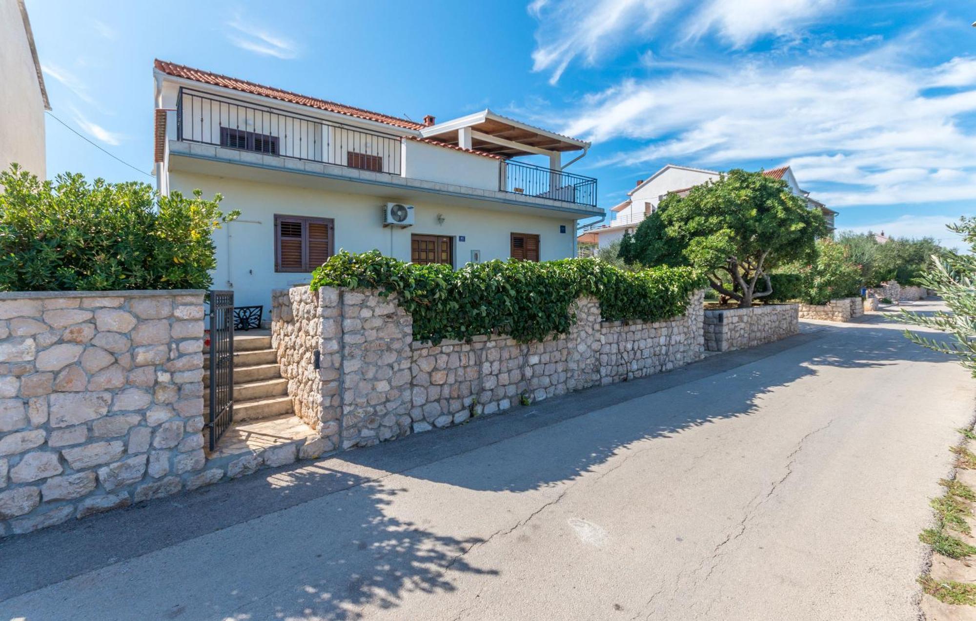 Apartment Blazenka - 20M From The Sea Tkon Exterior foto