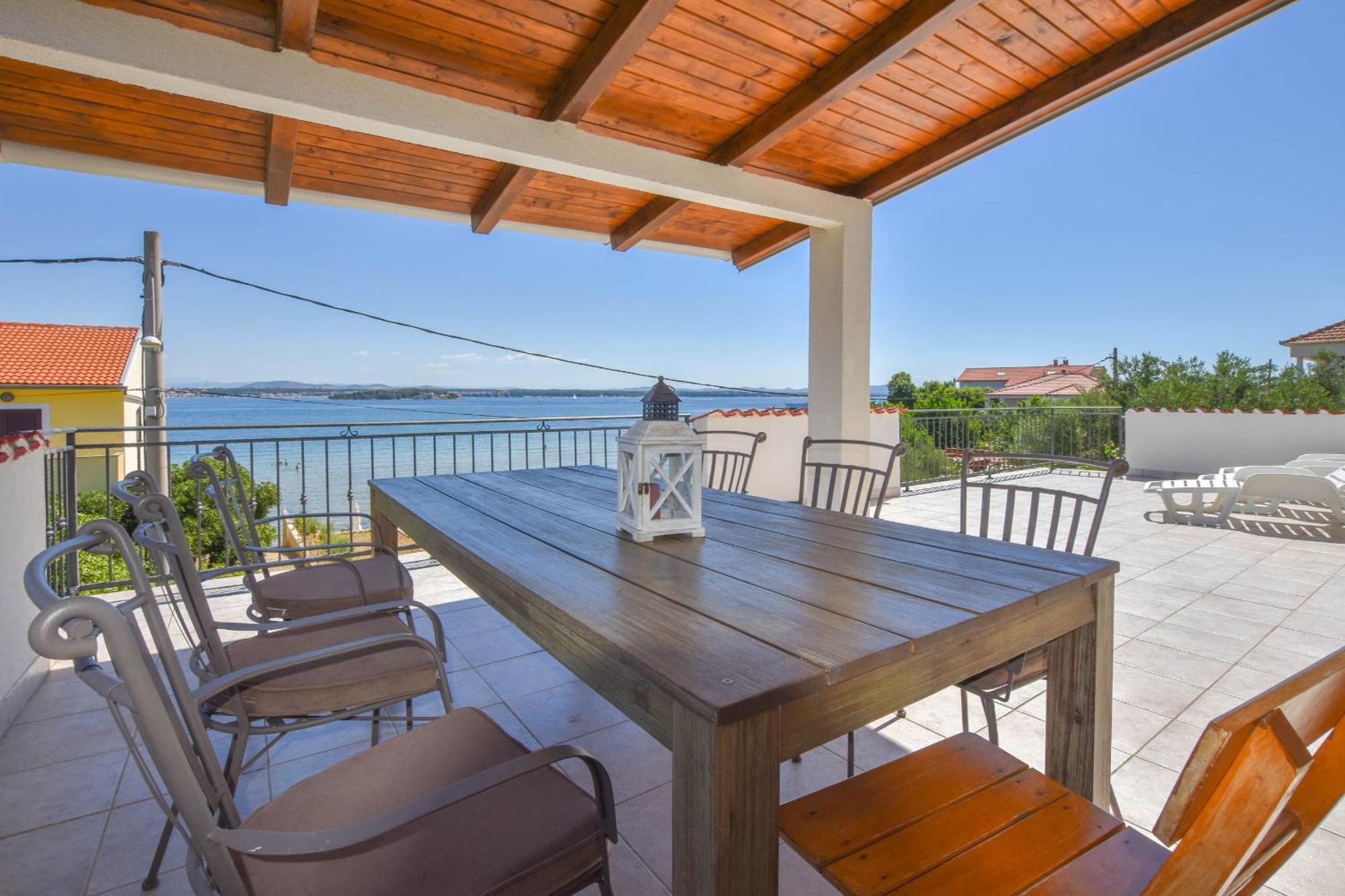 Apartment Blazenka - 20M From The Sea Tkon Exterior foto